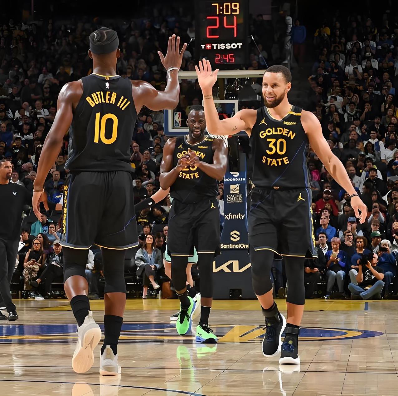 kaiyun(中国)官方网站关于库里连续十五场比赛得分超过比赛局势复杂，德国队不断突破！的信息