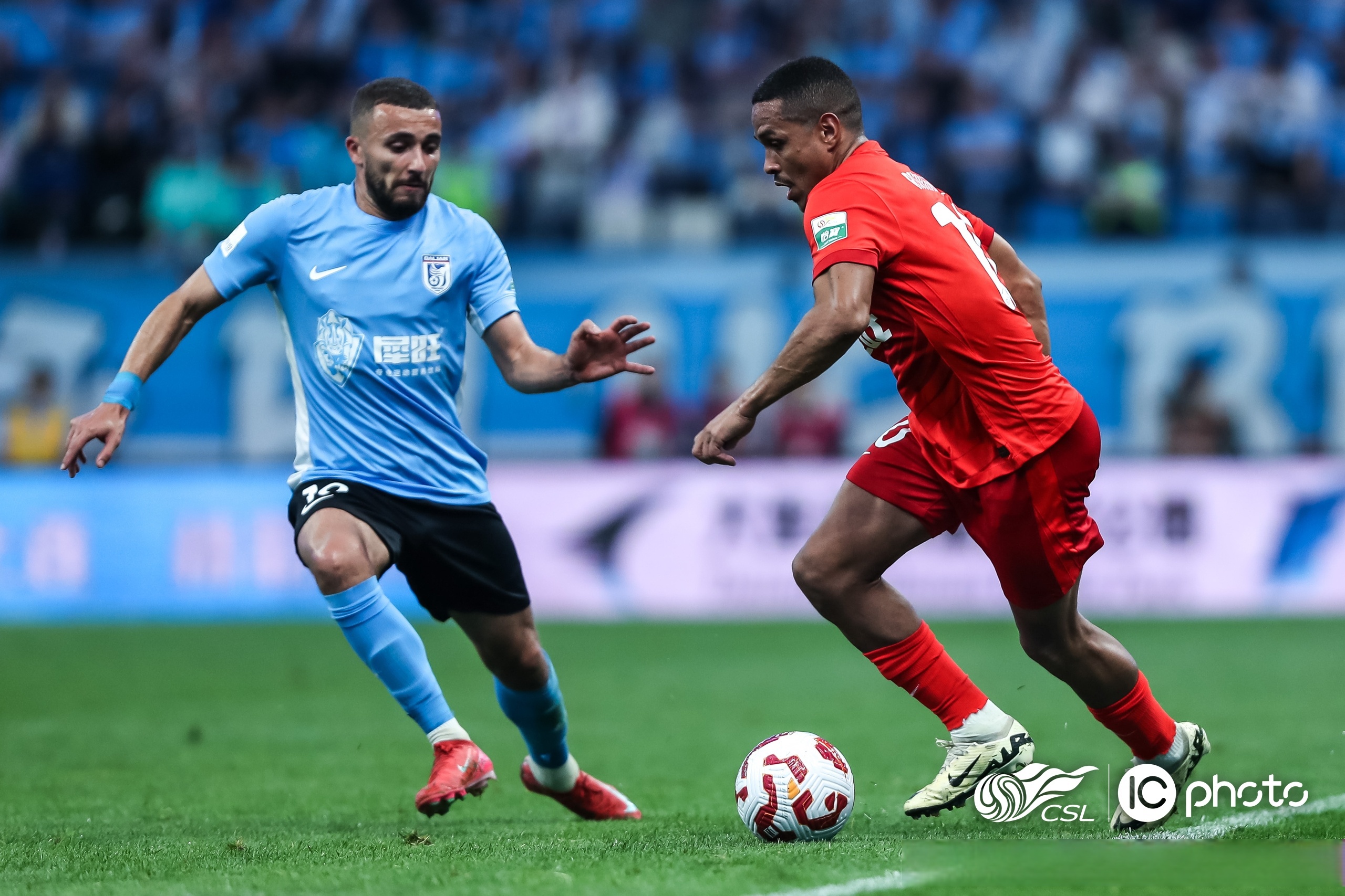 包含意甲赛前再迎强敌；上海海港临场应变；主帅态度——媒体盛赞；赛季目标并未改变的词条